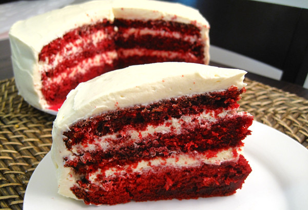 Red Velvet Cake Cutting