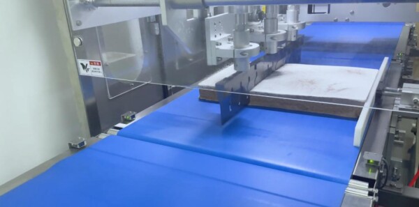 Producción automática de tortas en rebanadas - Cheersonic