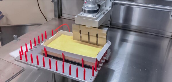 Frozen Product Cutting - Ultrasonic Cutting Machine - Cheersonic