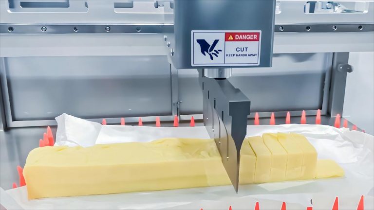 Macchina da taglio ad ultrasuoni per il taglio di blocchi di sapone